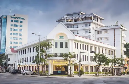 Khách Sạn Em Mở Cửa Tại Huế: Trải Nghiệm Sang Trọng Và Ấm Cúng Giữa Thành Phố Di Sản Khách Sạn Em Mở Cửa Tại Huế: Trải Nghiệm Sang Trọng Và Ấm Cúng Giữa Thành Phố Di Sản