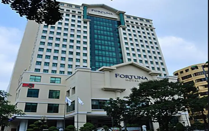 Khách Sạn Fortuna Láng Hạ – Điểm Dừng Chân Lý Tưởng Cho Những Ai Yêu Thích Sự Sang Trọng Và Tiện Nghi Tại Trung Tâm Hà Nội Khách Sạn Fortuna Láng Hạ – Điểm Dừng Chân Lý Tưởng Cho Những Ai Yêu Thích Sự Sang Trọng Và Tiện Nghi Tại Trung Tâm Hà Nội
