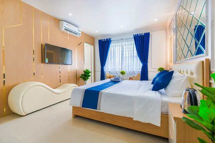 Khách Sạn Gió Trung Sơn – Nơi Tận Hưởng Sự Thư Giãn Và Thăng Trầm Của Dưới Mặt Trời Việt Khách Sạn Gió Trung Sơn – Nơi Tận Hưởng Sự Thư Giãn Và Thăng Trầm Của Dưới Mặt Trời Việt