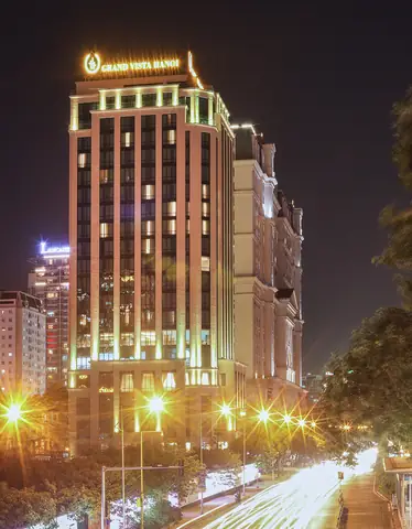 Khách Sạn Grand Vista – Điểm Đến Lý Tưởng Cho Kỳ Nghỉ Hoàn Hảo