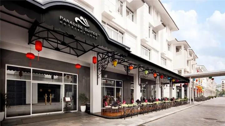 Khách Sạn Hạ Long Paradise – Nơi Hòa Quyện Thiên Nhiên Và Hiện Đại Khách Sạn Hạ Long Paradise – Nơi Hòa Quyện Thiên Nhiên Và Hiện Đại