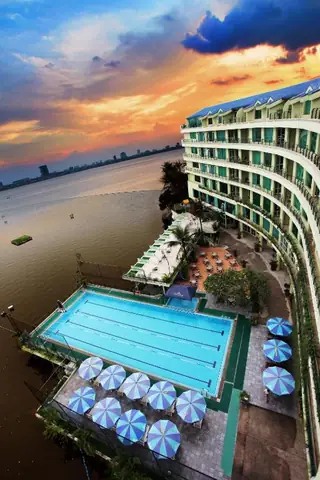 Khách Sạn Hà Nội Club