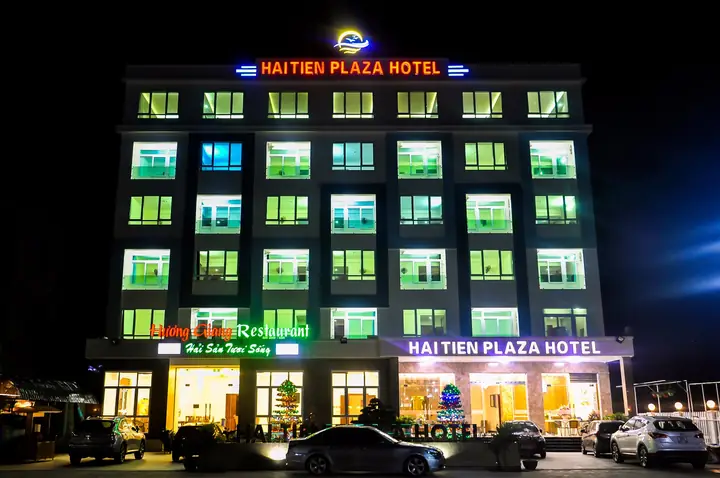 Khách Sạn Hải Tiến Plaza: Trải Nghiệm Nghỉ Dưỡng Đẳng Cấp Tại Trung Tâm Thành Phố Khách Sạn Hải Tiến Plaza: Trải Nghiệm Nghỉ Dưỡng Đẳng Cấp Tại Trung Tâm Thành Phố