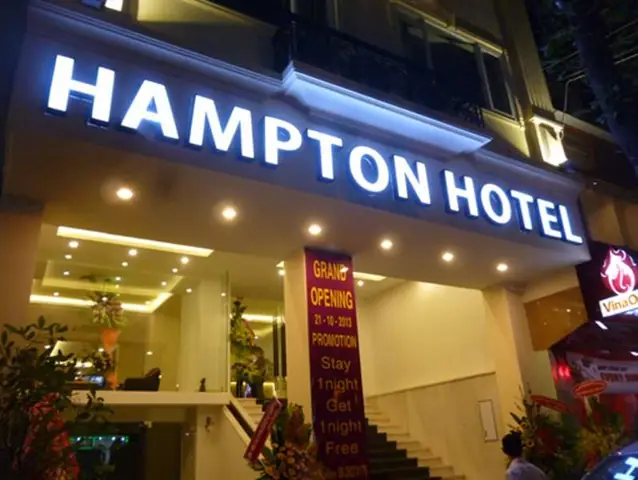 Khách Sạn Hampton