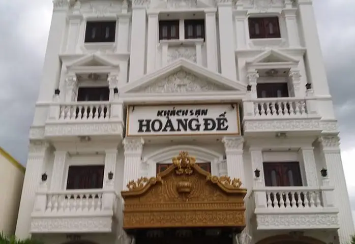 Khách Sạn Hoàng Đế – Trải Nghiệm Sang Trọng Và Đẳng Cấp Tại Trung Tâm Thành Phố Khách Sạn Hoàng Đế – Trải Nghiệm Sang Trọng Và Đẳng Cấp Tại Trung Tâm Thành Phố