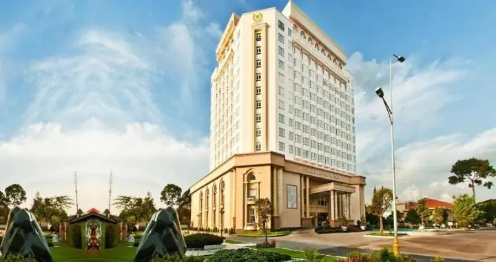 Khách Sạn Hoàng Văn Thụ: Hành Trình Du Lịch Sang Trọng