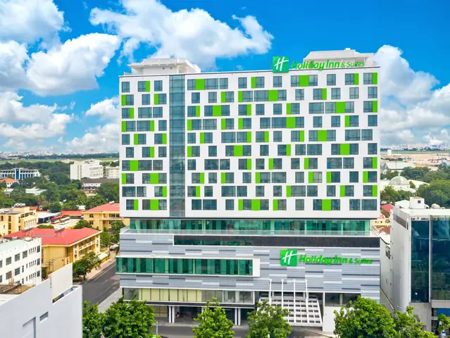 Khách Sạn Holiday Inn & Suites Saigon Airport: Nơi Nghỉ Dưỡng Lý Tưởng Giữa Lòng Thành Phố Sôi Động Khách Sạn Holiday Inn & Suites Saigon Airport: Nơi Nghỉ Dưỡng Lý Tưởng Giữa Lòng Thành Phố Sôi Động