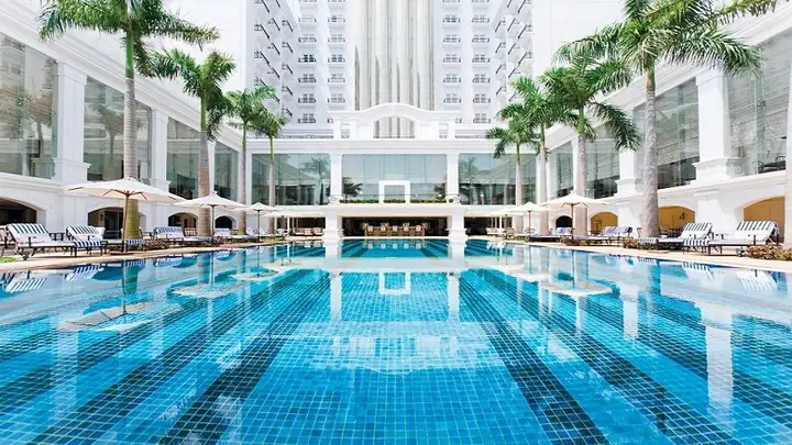 Khách Sạn Huế Có Hồ Bơi
