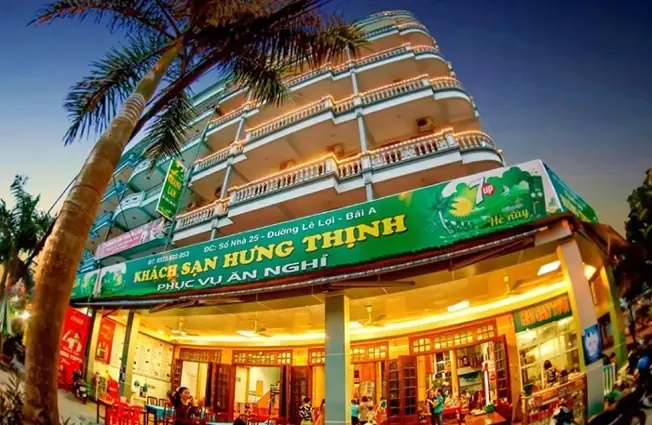 Khách Sạn Hưng Thịnh Sầm Sơn: Nơi Hòa Quyện Giữa Tiện Nghi Hiện Đại Và Bản Thân Văn Hóa Vàng Khách Sạn Hưng Thịnh Sầm Sơn: Nơi Hòa Quyện Giữa Tiện Nghi Hiện Đại Và Bản Thân Văn Hóa Vàng