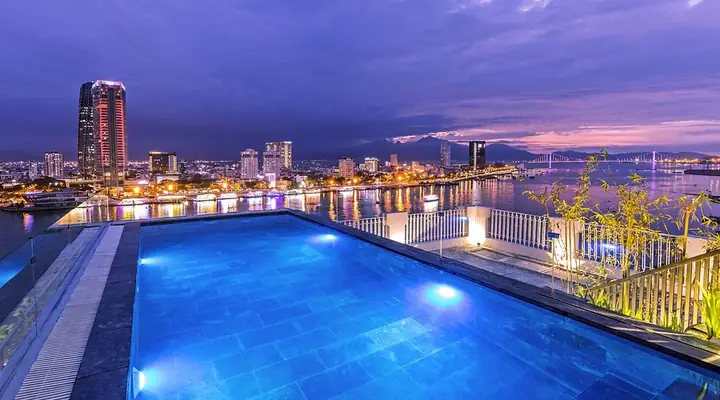 Khách Sạn Ibiza Riverfront