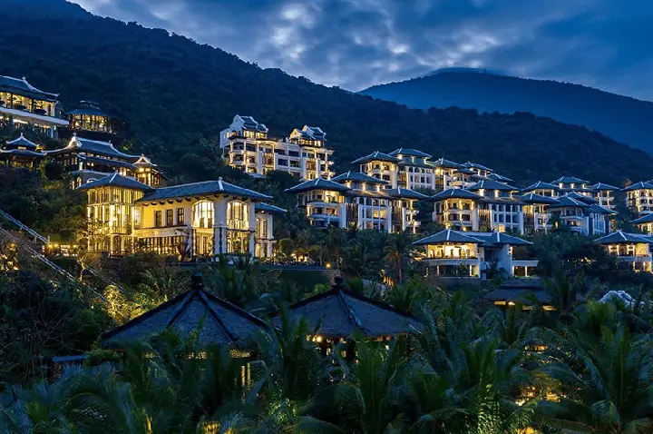 Khách Sạn Intercontinental Đà Nẵng – Trải Nghiệm Sang Trọng Và Đẳng Cấp Thú Vị Giữa Biển Đảo