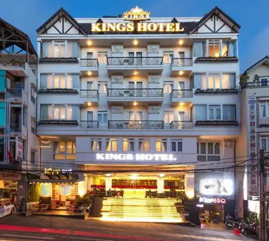 Khách Sạn King Hotel Đà Lạt – Trải Nghiệm Nghỉ Dưỡng Tuyệt Vời Tại Thiên Đường Hoa Và Lãng Mạn Khách Sạn King Hotel Đà Lạt – Trải Nghiệm Nghỉ Dưỡng Tuyệt Vời Tại Thiên Đường Hoa Và Lãng Mạn