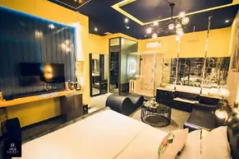 Khách Sạn Koi Boutique