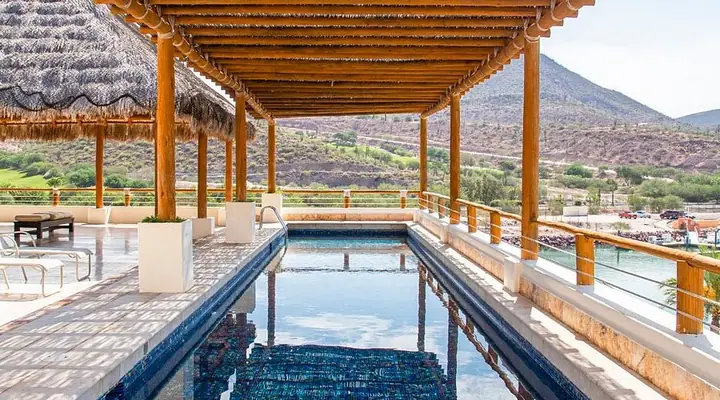 Khách Sạn La Paz