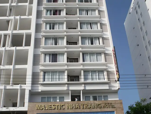 Khách Sạn Majestic Nha Trang – Trải Nghiệm Sang Trọng Và Đẳng Cấp Tại Bãi Biển Xanh