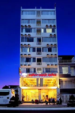 Khách Sạn Mây Ngũ Sắc Nha Trang: Hành Trình Đắm Mắt Thế Giới Đa Sắc Khách Sạn Mây Ngũ Sắc Nha Trang: Hành Trình Đắm Mắt Thế Giới Đa Sắc