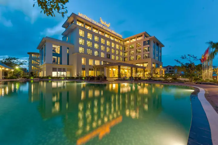 Khách Sạn Mường Thanh Đồng Hới Quảng Bình – Nơi Hòa Quyện Giữa Ẩm Thực, Văn Hóa Và Thiên Nhiên Khách Sạn Mường Thanh Đồng Hới Quảng Bình – Nơi Hòa Quyện Giữa Ẩm Thực, Văn Hóa Và Thiên Nhiên