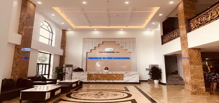 Khách Sạn Nhà Hàng Hệ Thống Biển Xanh Hải Tiến: Đỉnh Cao Dịch Vụ Và Trải Nghiệm Độc Đáo