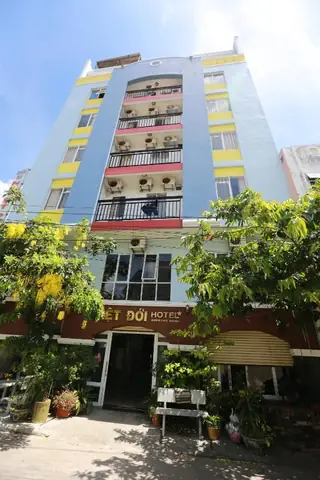 Khách Sạn Nhiệt Đới Khách Sạn Nhiệt Đới