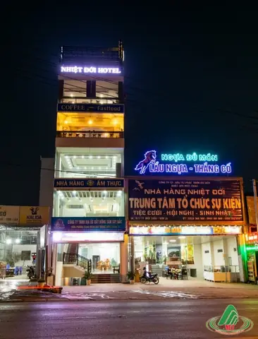 Khám Phá “khách Sạn Nhiệt Đới” Mộc Châu: Nơi Giao Thoa Giữa Thiên Nhiên Và Sang Trọng Khám Phá “khách Sạn Nhiệt Đới” Mộc Châu: Nơi Giao Thoa Giữa Thiên Nhiên Và Sang Trọng