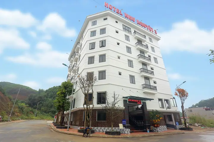 Khách Sạn Như Nguyệt – Hành Trình Khám Phá Vẻ Đẹp Vàng Vàng Từ Trên Trái Đất Khách Sạn Như Nguyệt – Hành Trình Khám Phá Vẻ Đẹp Vàng Vàng Từ Trên Trái Đất
