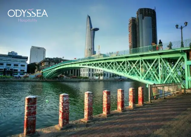 Khách Sạn Odyssea