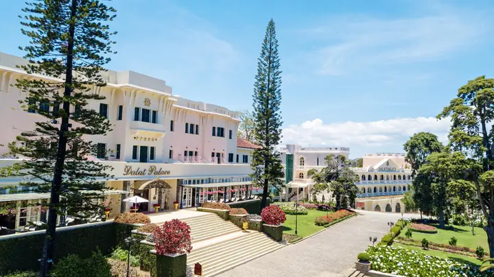 Khách Sạn Palace Đà Lạt – Trải Nghiệm Sang Trọng Giữa Thành Phố Sương Mù