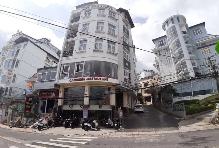 Khách Sạn Phố Núi Đà Lạt: Hành Trình Khám Phá Vẻ Đẹp Tự Nhiên Và Nét Độc Đáo Của Đà Lạt Khách Sạn Phố Núi Đà Lạt: Hành Trình Khám Phá Vẻ Đẹp Tự Nhiên Và Nét Độc Đáo Của Đà Lạt