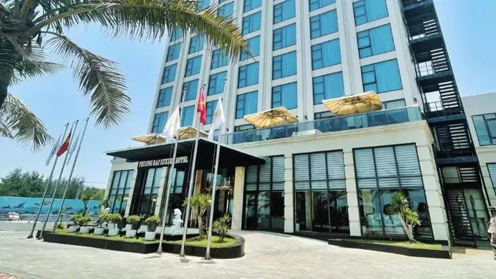 Khách Sạn Phương Bắc Quảng Bình: Cẩm Nang Du Lịch Và Trải Nghiệm Nghỉ Dưỡng Tuyệt Vời Khách Sạn Phương Bắc Quảng Bình: Cẩm Nang Du Lịch Và Trải Nghiệm Nghỉ Dưỡng Tuyệt Vời
