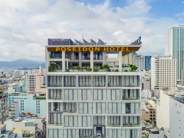 Khách Sạn Poseidon – Nơi Hòa Quyện Giữa Lịch Sử, Hiện Đại Và Tận Nơi Nghỉ Ngơi Tuyệt Vời