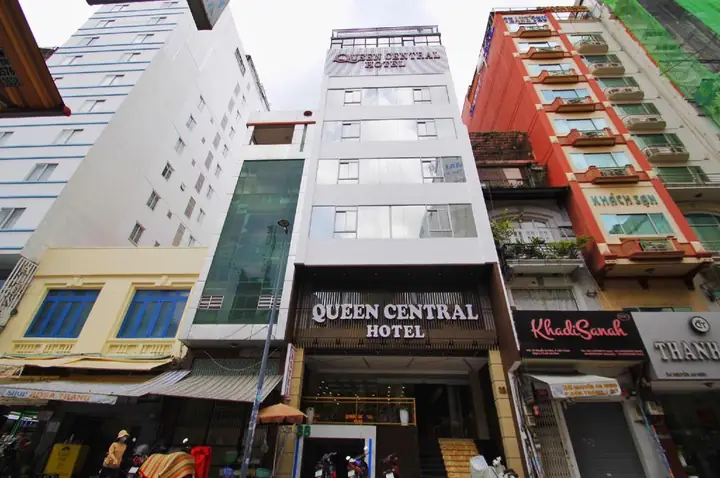 Khách Sạn Queen 1