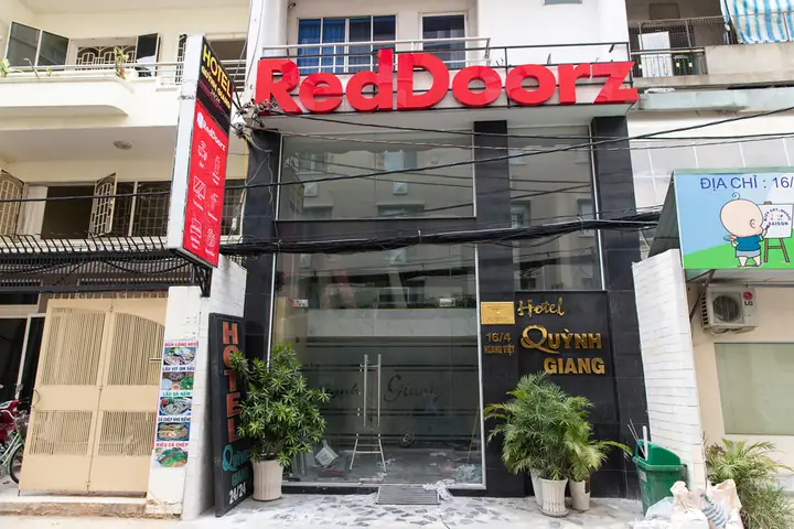Khách Sạn Reddoorz