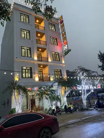 Khách Sạn Robinson: Nơi Tận Hưởng Trải Nghiệm Đẳng Cấp Và Đam Mê Du Lịch
