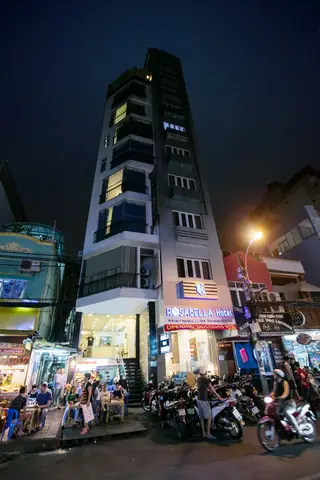 Khách Sạn Rosa Centre – Địa Điểm Lý Tưởng Cho Kỳ Nghỉ Trọn Vẹn Tại Trung Tâm Thành Phố