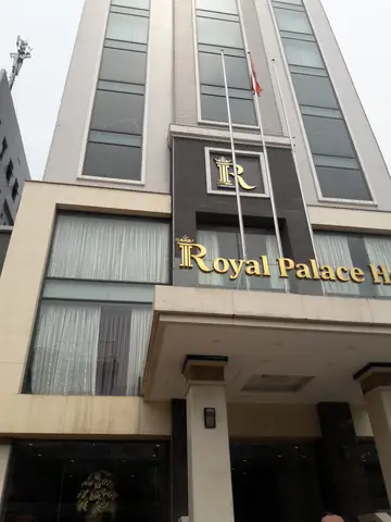 Khách Sạn Royal Tuyên Quang – Điểm Dừng Chân Lý Tưởng Cho Những Ai Yêu Thích Sự Sang Trọng Và Thanh Bình