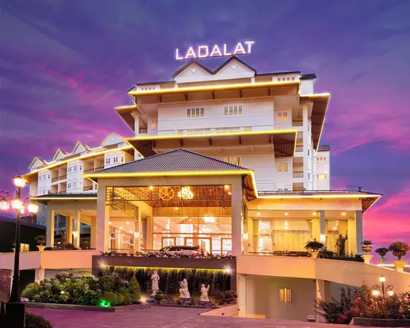 Khách Sạn Sala Đà Lạt: Trải Nghiệm Nghỉ Dưỡng Tuyệt Vời Giữa Thiên Đường Nhiệt Đới