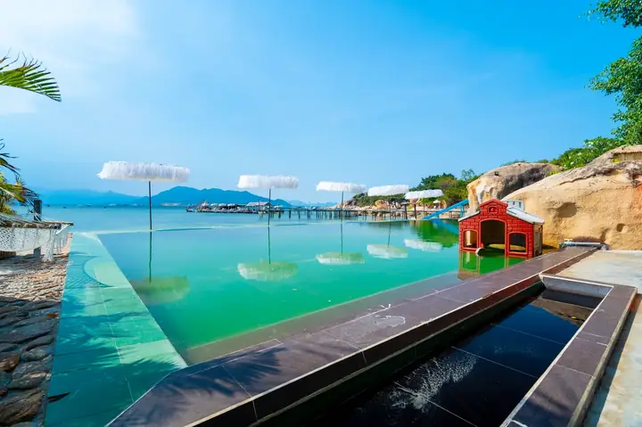 Khách Sạn Sao Biển Cam Ranh – Điểm Dừng Chân Lý Tưởng Cho Kỳ Nghỉ Trên Bờ Biển