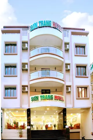 Khách Sạn Sơn Trang – Nơi Gặp Gỡ Của Bình Yên Và Thú Vị Khách Sạn Sơn Trang – Nơi Gặp Gỡ Của Bình Yên Và Thú Vị