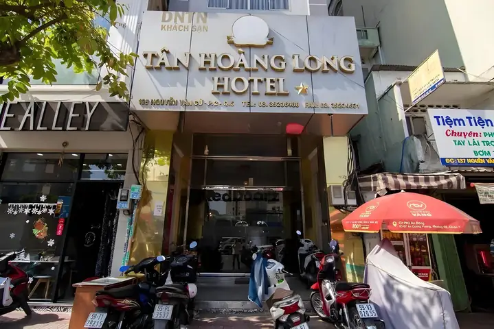 Khách Sạn Tân Hoàng Long: Nơi Chạm Đến Đỉnh Cao Của Sự Lãng Mạn Và Đẳng Cấp