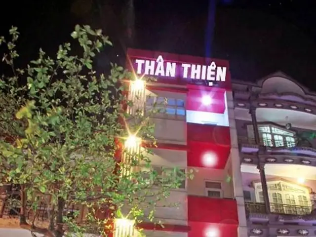 Khách Sạn Thân Thiện Huế: Nơi Chạm Vào Trái Tim Lịch Sử Và Ấm Áp Du Lịch Khách Sạn Thân Thiện Huế: Nơi Chạm Vào Trái Tim Lịch Sử Và Ấm Áp Du Lịch