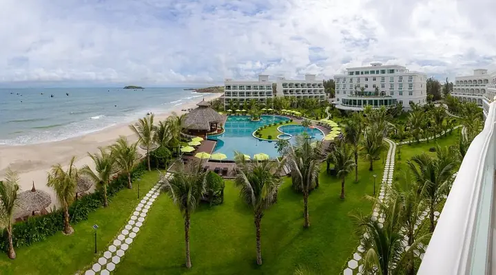 Khách Sạn The Sailing Bay Beach Resort