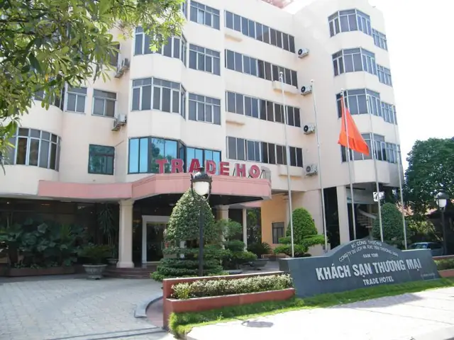 Khách Sạn Thương Mại: Định Nghĩa, Vai Trò Và Chiến Lược Phát Triển Bền Vững Trong Ngành Du Lịch Hiện Đại