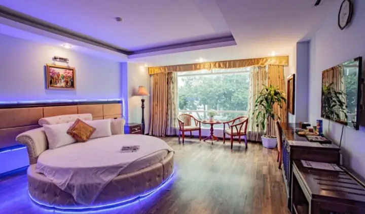 Khách Sạn Tình Yêu Quận 12: Nơi Tình Yêu Trở Thành Đích Đích Khách Sạn Tình Yêu Quận 12: Nơi Tình Yêu Trở Thành Đích Đích