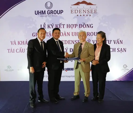 Khách Sạn Uhm