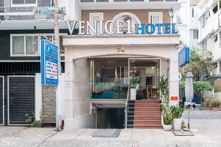 Khách Sạn Venice: Nơi Nghỉ Ngơi Đậm Đà Vị Văn Hóa Địa Trung Hải