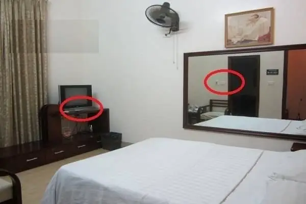 Kiểm Tra Khách Sạn Có Camera