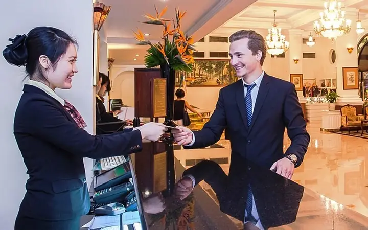 Lương Khách Sạn 5 Sao