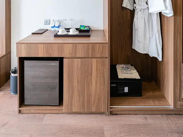 Minibar Khách Sạn: Bí Kíp Tăng Năng Lượng Và Đánh Giá Mức Độ Thú Vị Cho Khách Minibar Khách Sạn: Bí Kíp Tăng Năng Lượng Và Đánh Giá Mức Độ Thú Vị Cho Khách