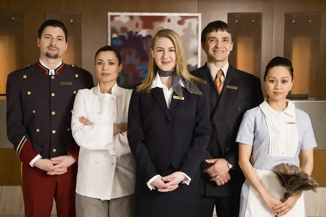 Ngành Quản Lý Khách Sạn: Cơ Hội, Thách Thức Và Định Hướng Phát Triển Trong Thời Đại 4.0