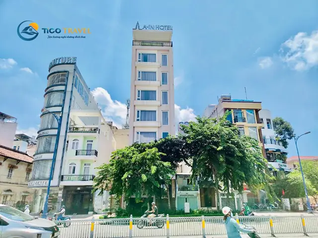 A In Hotel Bến Vân Đồn